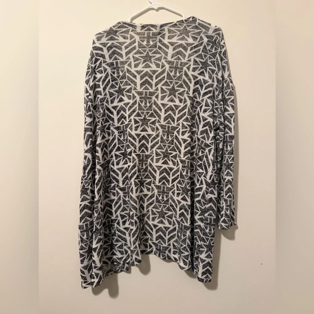 H&M Divided Black White Open Front Cardigan Medium